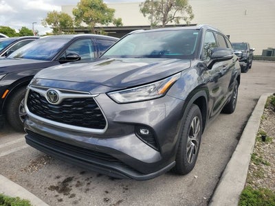 2021 Toyota Highlander XLE