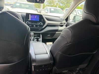 2023 Toyota Highlander Hybrid XLE