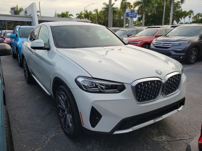 2023 BMW X4 xDrive30i