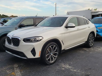 2023 BMW X4 xDrive30i