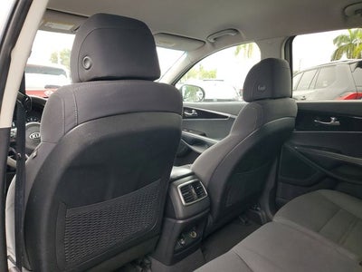 2017 Kia Sorento LX