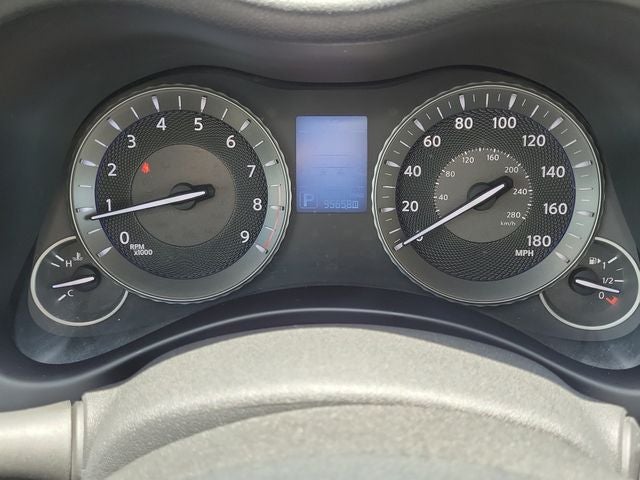 2016 INFINITI Q70 3.7