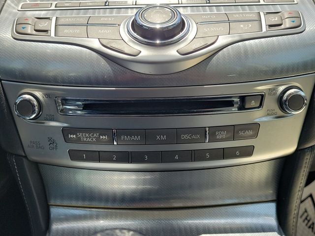 2016 INFINITI Q70 3.7