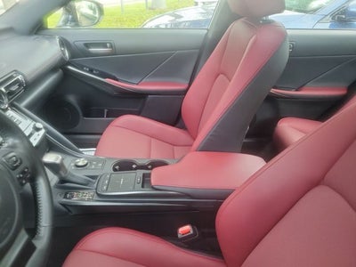 2025 Lexus IS 300