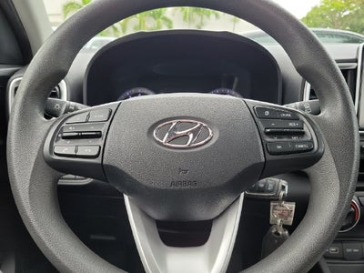 2022 Hyundai Venue SE