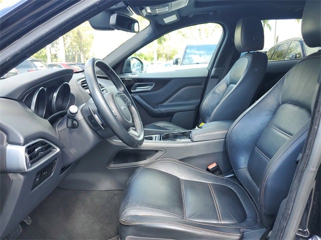 2017 Jaguar F-PACE 35t Prestige