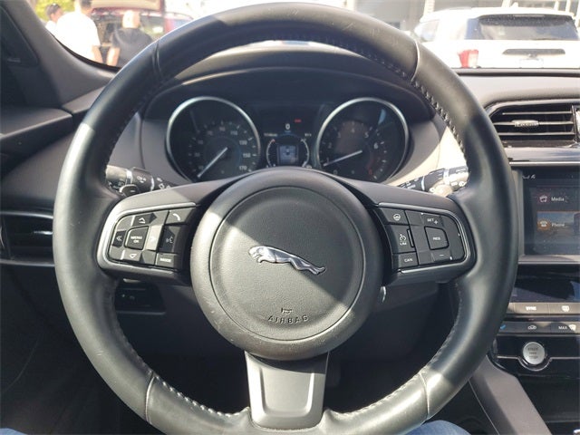 2017 Jaguar F-PACE 35t Prestige