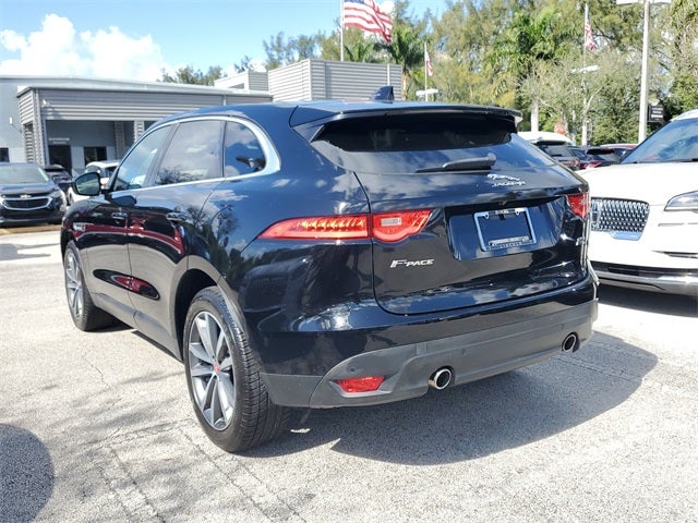 2017 Jaguar F-PACE 35t Prestige