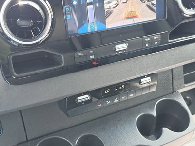 2025 Mercedes-Benz Sprinter 2500 Cargo 170 WB High Roof