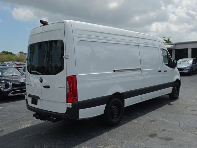 2025 Mercedes-Benz Sprinter 2500 Cargo 170 WB High Roof