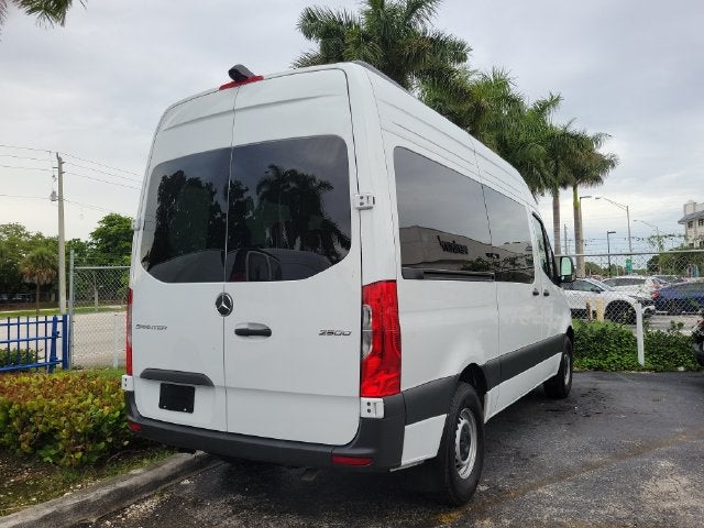 2025 Mercedes-Benz Sprinter 2500 Passenger 144 WB