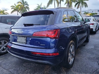 2025 Audi Q5 40 Premium quattro