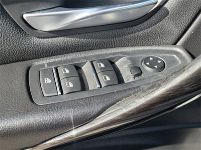 2017 BMW 3 Series 320i