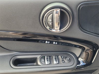 2022 MINI John Cooper Works Countryman Base