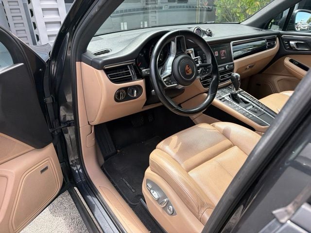 2019 Porsche Macan Base