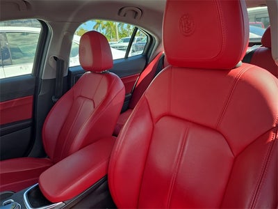 2020 Alfa Romeo Giulia Base